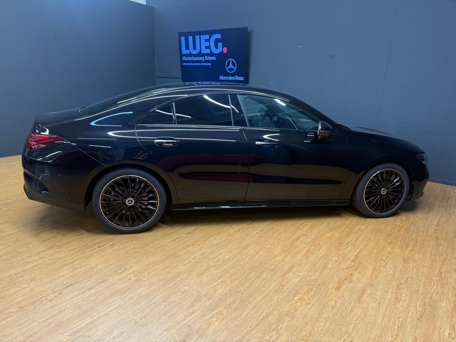 MERCEDES-BENZ CLA 250 4M - DISTRONIC / 360 Grad Kamera / Hea, Mild-Hybrid Petrol/Electric, Second hand / Used, Automatic - 7