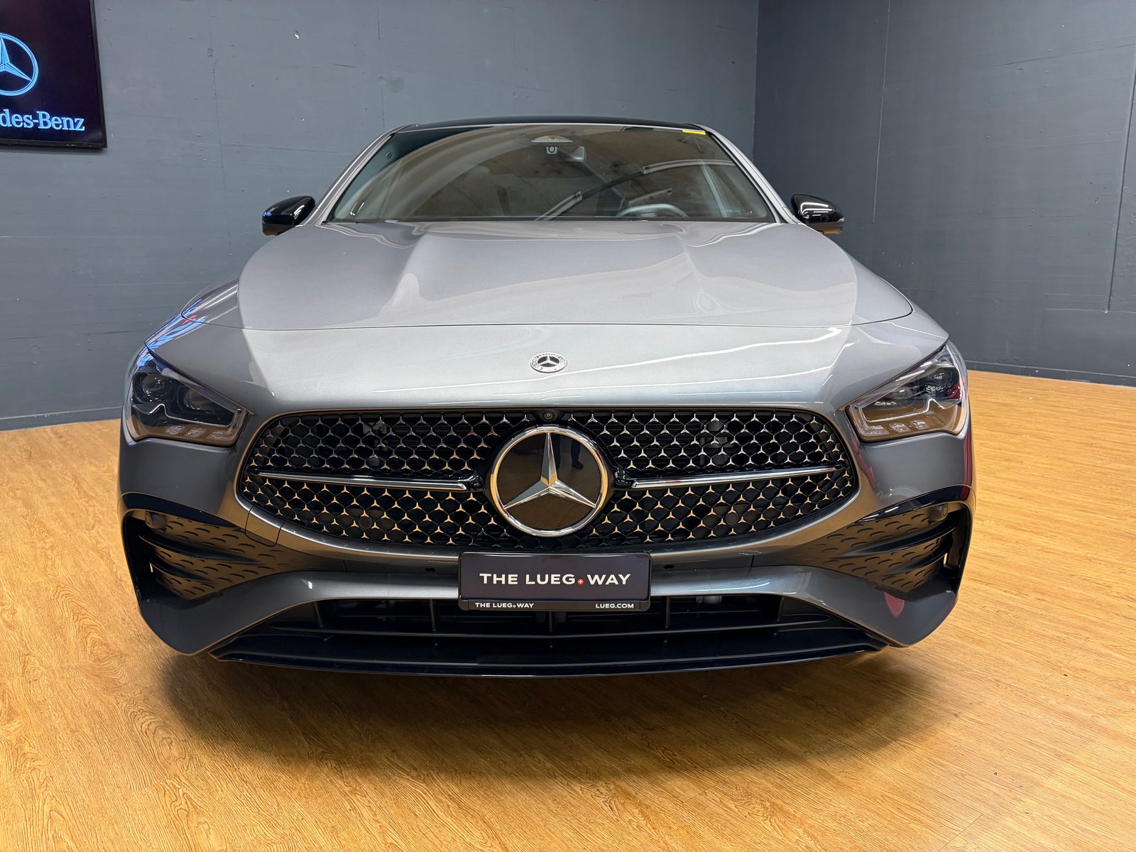 MERCEDES-BENZ CLA 250 4M - AMG / 360 Grad Kamera / Soundsyst, Mild-Hybrid Petrol/Electric, Second hand / Used, Automatic - 4