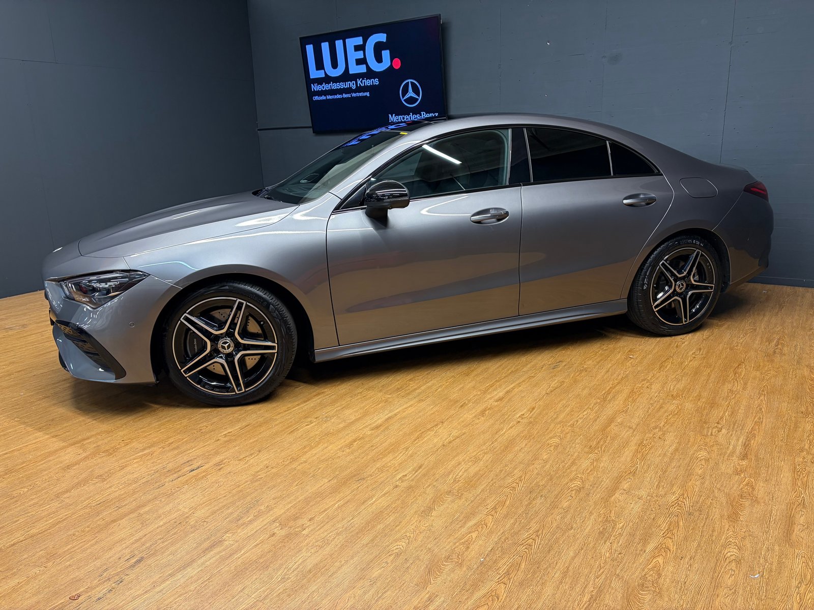 MERCEDES-BENZ CLA 250 4M - AMG / 360 Grad Kamera / Soundsyst, Mild-Hybrid Petrol/Electric, Second hand / Used, Automatic - 6