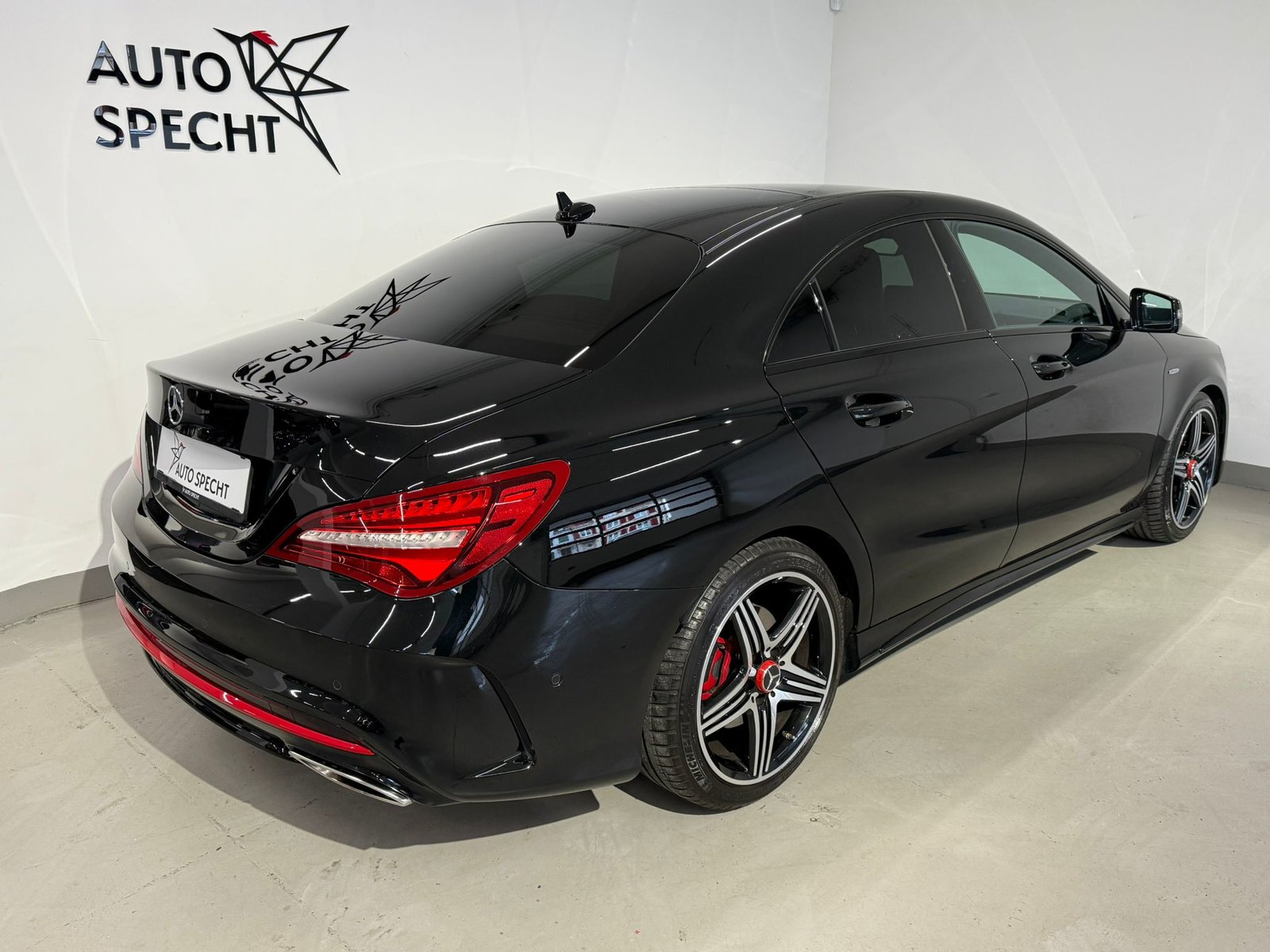 MERCEDES-BENZ CLA 250 Sport 4Matic 7G-DCT, Benzin, Occasion / Gebraucht, Automatik - 4