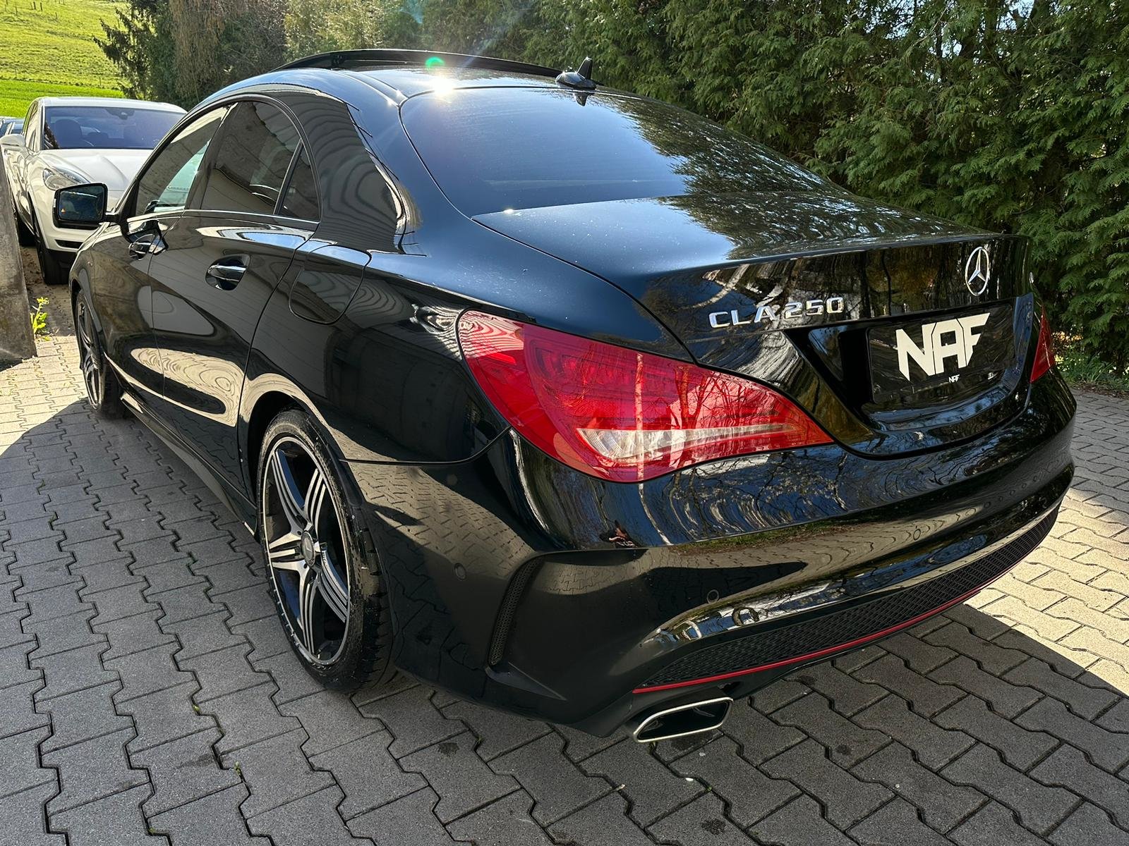 MERCEDES-BENZ CLA 250 Sport AMG-Line 7G-DCT 4Matic, Essence, Occasion / Utilisé, Automatique - 3