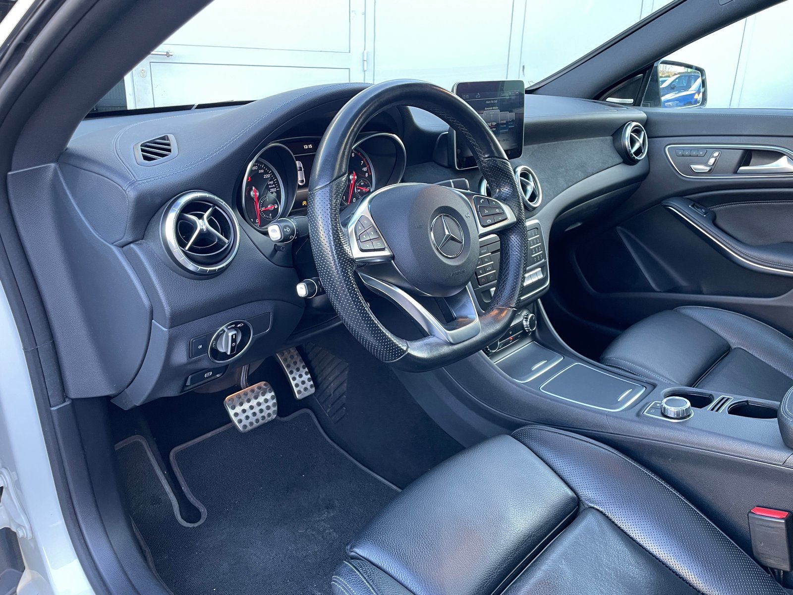 MERCEDES-BENZ CLA 250 AMG Line 4Matic, Essence, Occasion / Utilisé, Automatique - 7