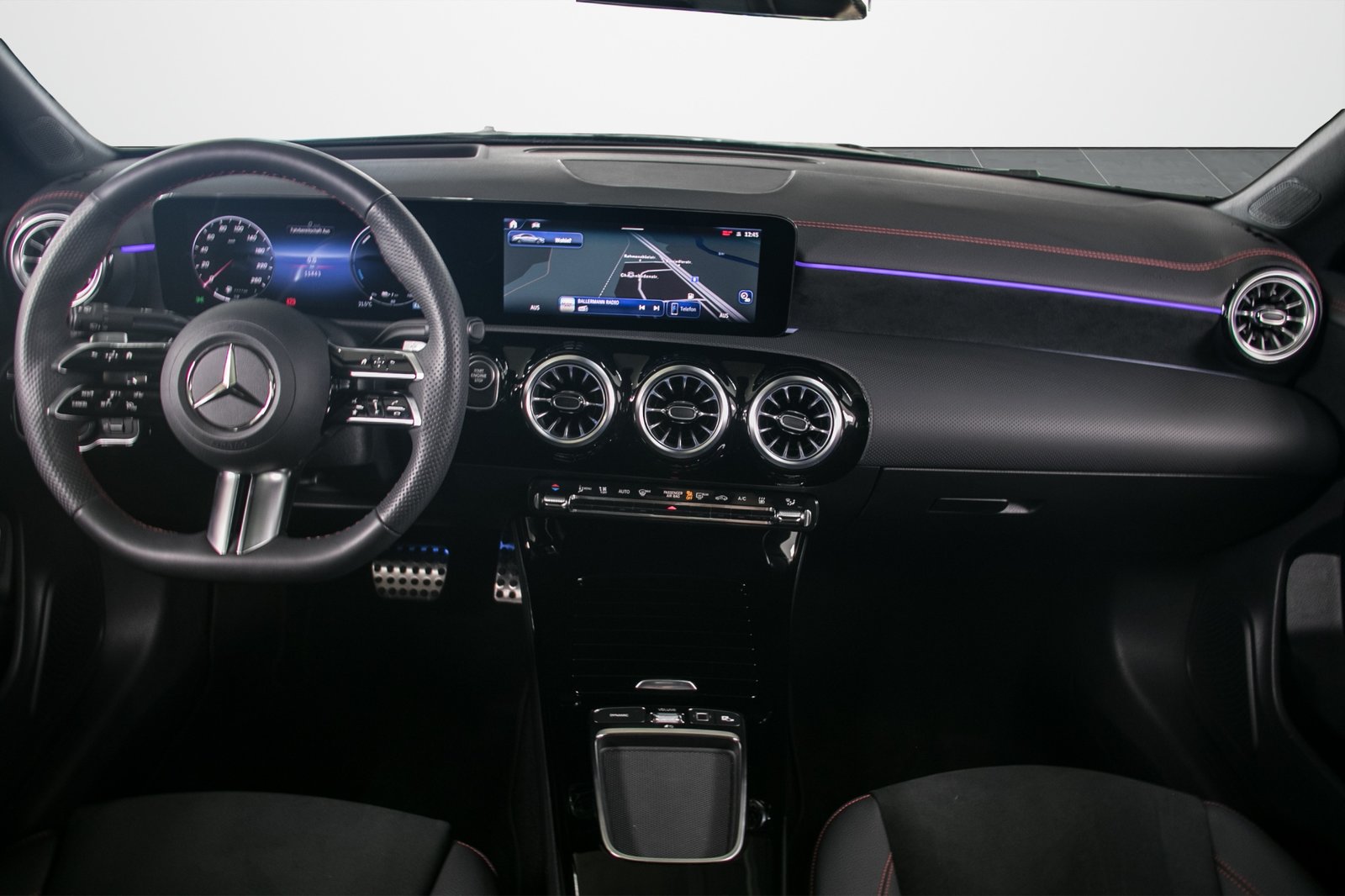 MERCEDES-BENZ CLA 250 e 8G-DCT, Plug-in-Hybrid Petrol/Electric, Second hand / Used, Automatic - 4