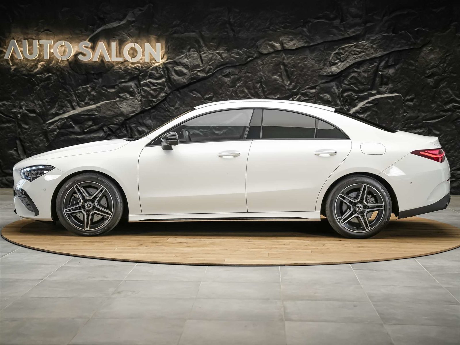 MERCEDES-BENZ CLA 250 AMG Line 4matic *Werksgarantie*360 Kam, Benzin, Occasion / Gebraucht, Automatik - 2