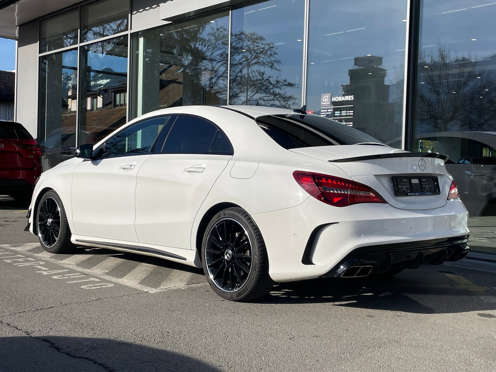 MERCEDES-BENZ CLA 250 AMG Line 4Matic, Petrol, Second hand / Used, Automatic - 5