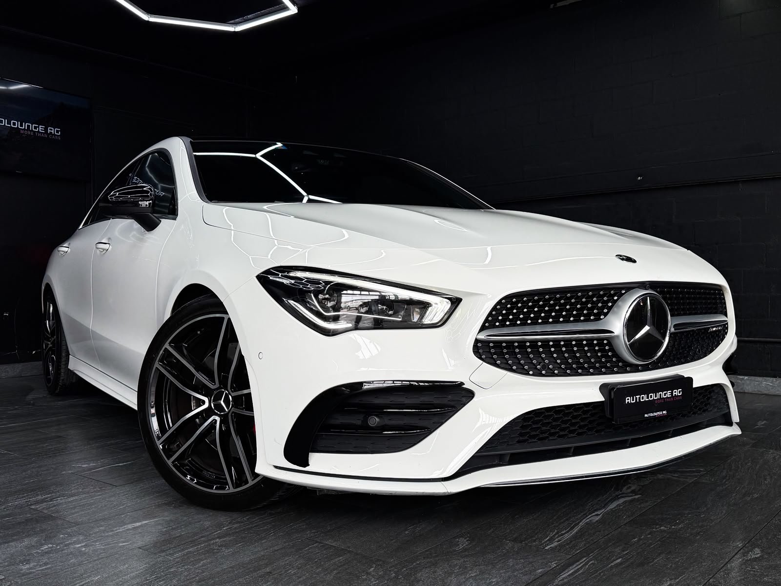 MERCEDES-BENZ CLA 250 4Matic AMG Line 7G-DCT