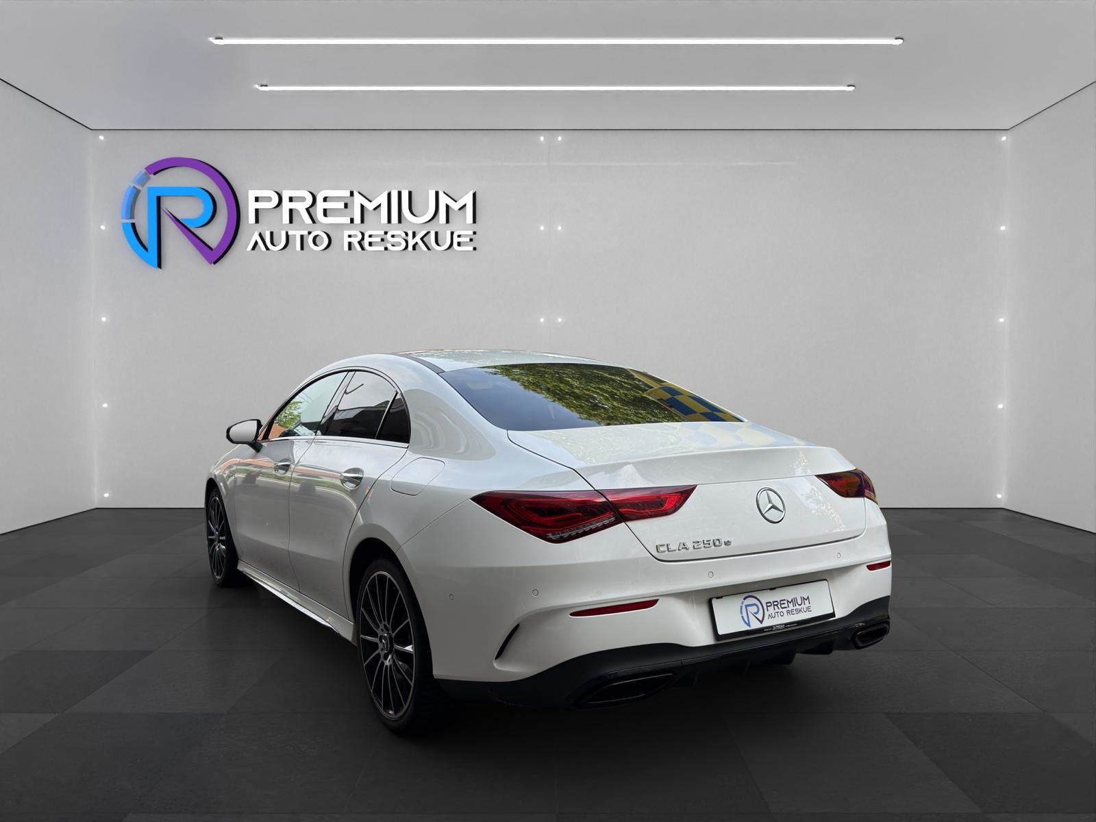 MERCEDES-BENZ CLA 250 e AMG Line 8G-DCT, Plug-in-Hybrid Benzin/Elektro, Occasion / Gebraucht, Automatik - 4