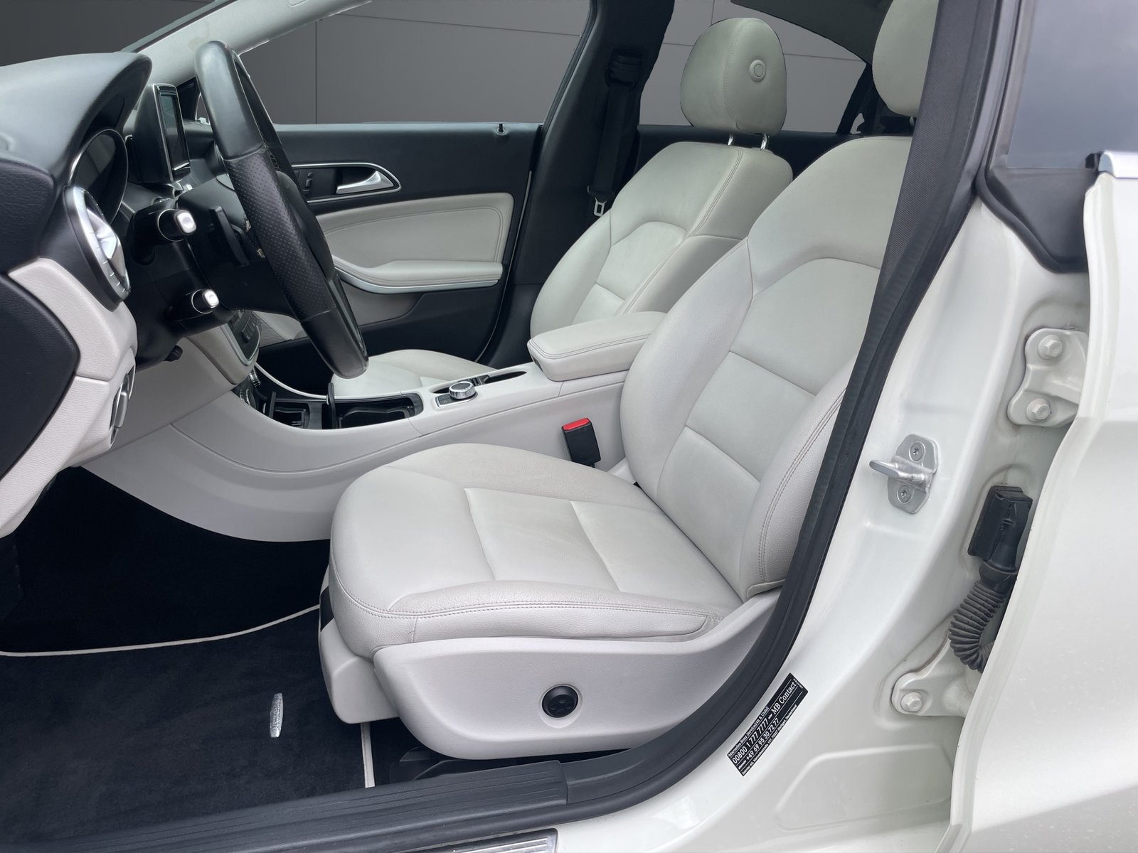 MERCEDES-BENZ CLA 250 Urban 7G-DCT 4Matic, Essence, Occasion / Utilisé, Automatique - 6
