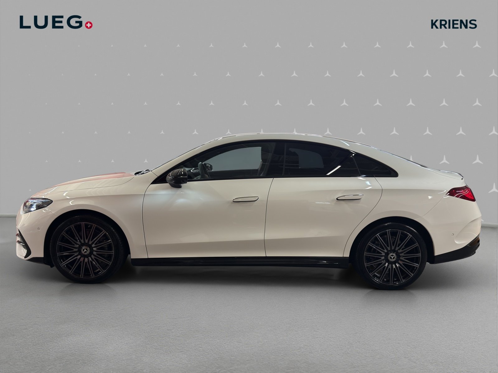 MERCEDES-BENZ CLA 250+ 85 kWh - EQ - AMG / DISTRONIC / Rück, Électrique, Occasion / Utilisé, Automatique - 2