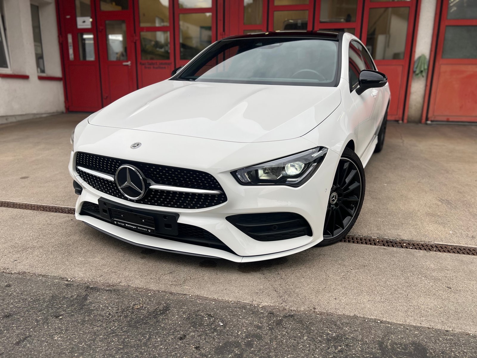 MERCEDES-BENZ CLA 250 AMG Line 7G-DCT