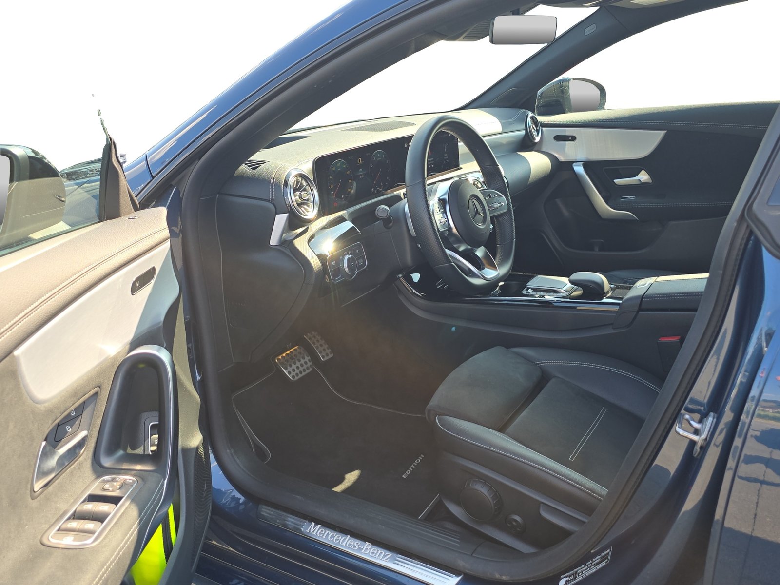 MERCEDES-BENZ CLA 250 4Matic AMG Line 7G-DCT, Petrol, Second hand / Used, Automatic - 7