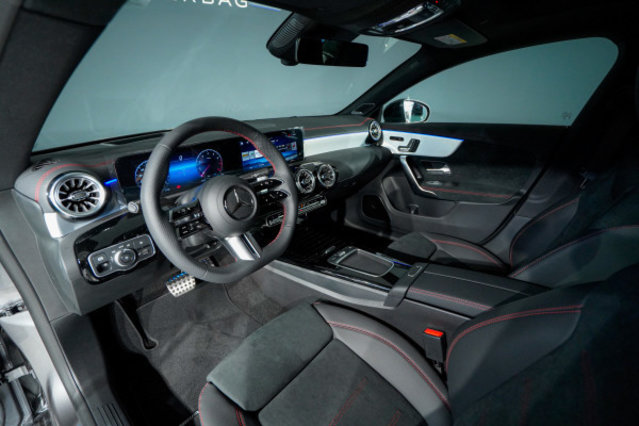 MERCEDES-BENZ CLA 250 4Matic 8G-DCT, Mild-Hybrid Benzin/Elektro, Vorführwagen, Automatik - 6