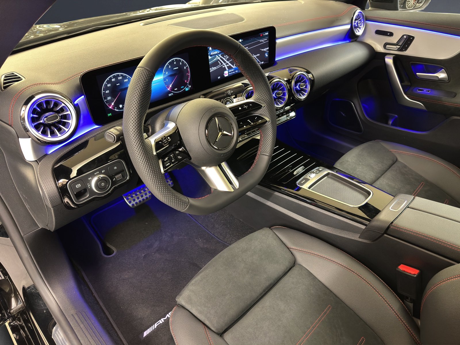 MERCEDES-BENZ CLA 250 4MATIC Shooting Brake, Mild-Hybrid Benzin/Elektro, Vorführwagen, Automatik - 7