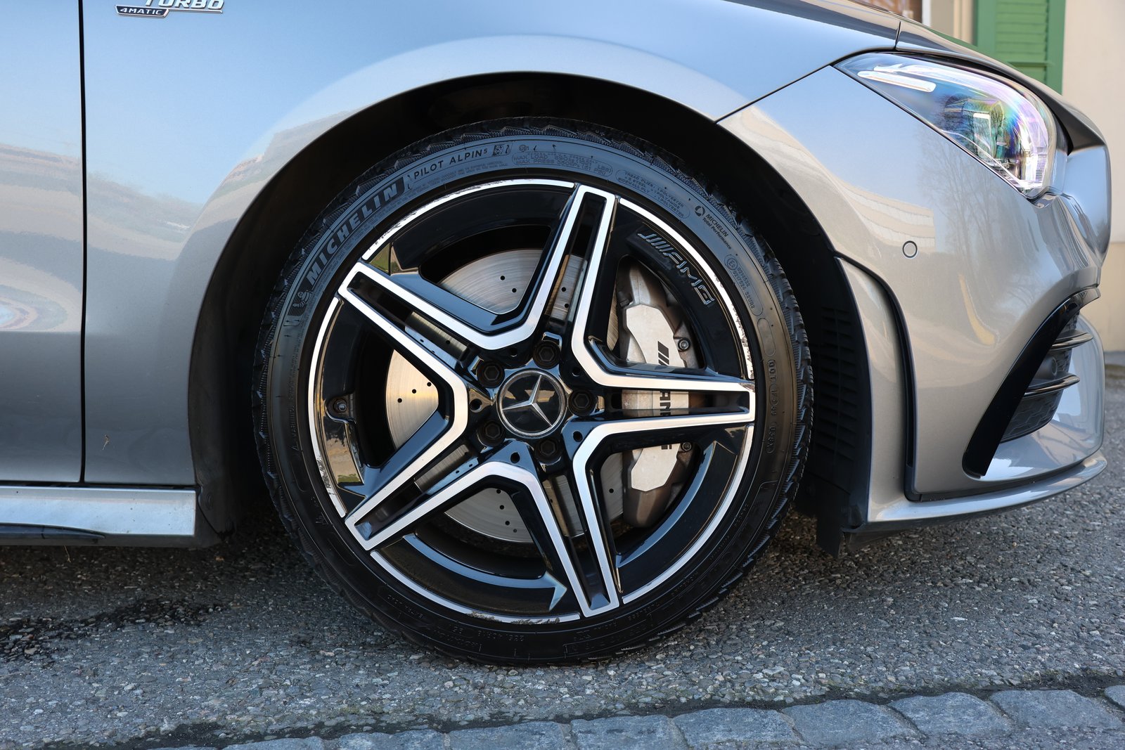 MERCEDES-BENZ CLA Shooting Brake 35 AMG 4Matic 7G-DCT, Petrol, Second hand / Used, Automatic - 4