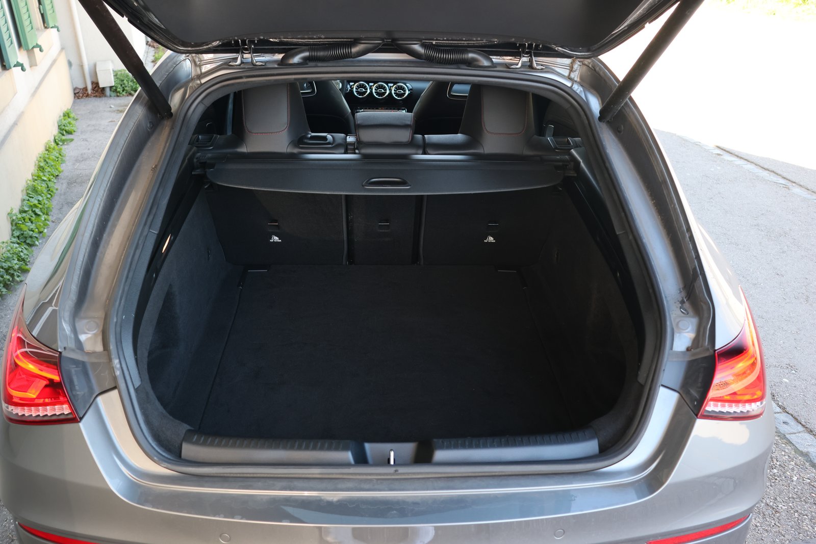 MERCEDES-BENZ CLA Shooting Brake 35 AMG 4Matic 7G-DCT, Petrol, Second hand / Used, Automatic - 7