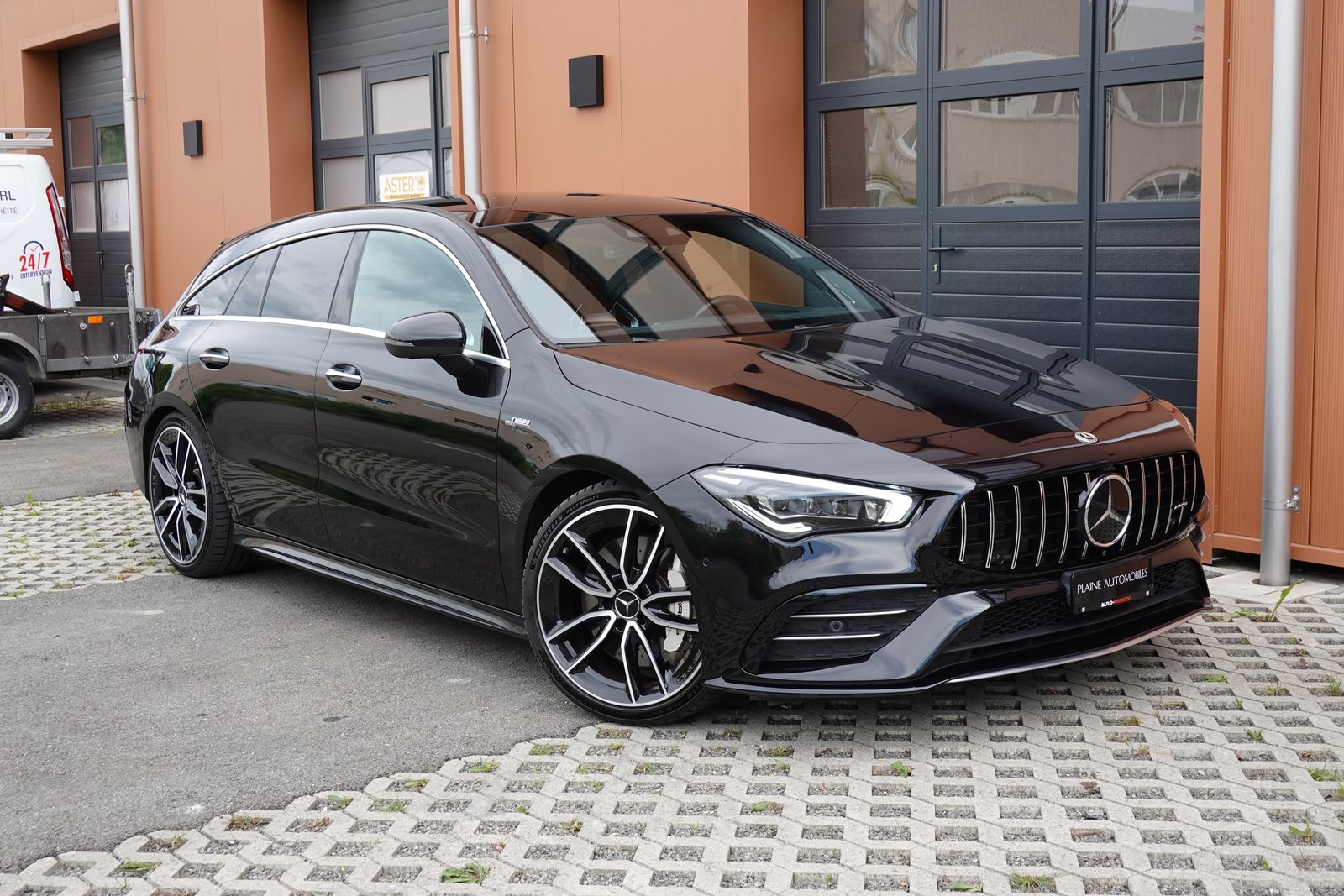 MERCEDES-BENZ CLA Shooting Brake 35 AMG 4Matic - Sièges AMG, Benzina, Occasioni / Usate, Automatico - 7