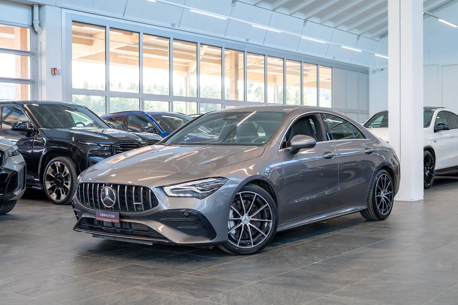 MERCEDES-BENZ CLA 35 AMG 4matic / Facelift / Ambiente-Beleuc
