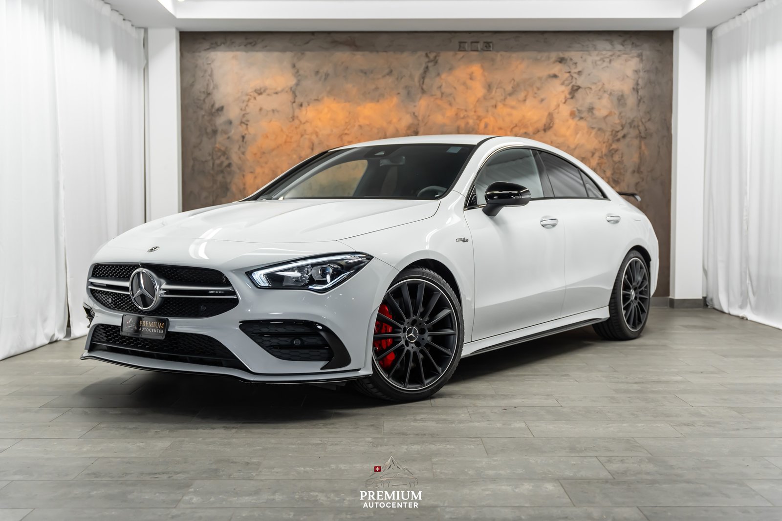 MERCEDES-BENZ CLA 35 AMG 4Matic 7G-DCT *Aerodynamik*Night-Pa