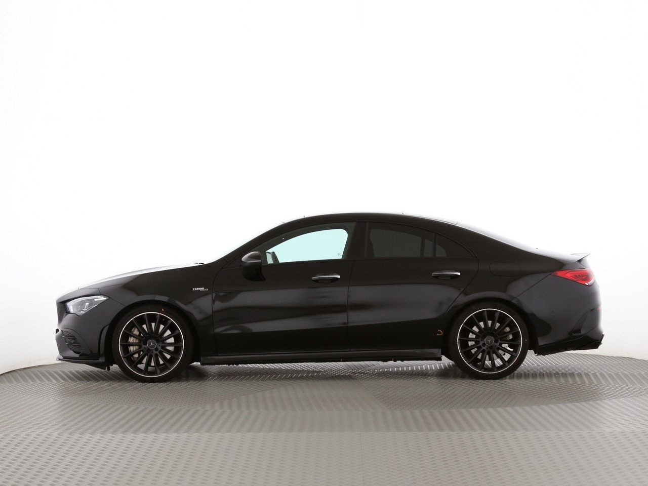 MERCEDES-BENZ CLA 35 AMG 4Matic 7G-DCT CH-Fahrzeug Frisch a, Benzin, Occasion / Gebraucht, Automatik - 2