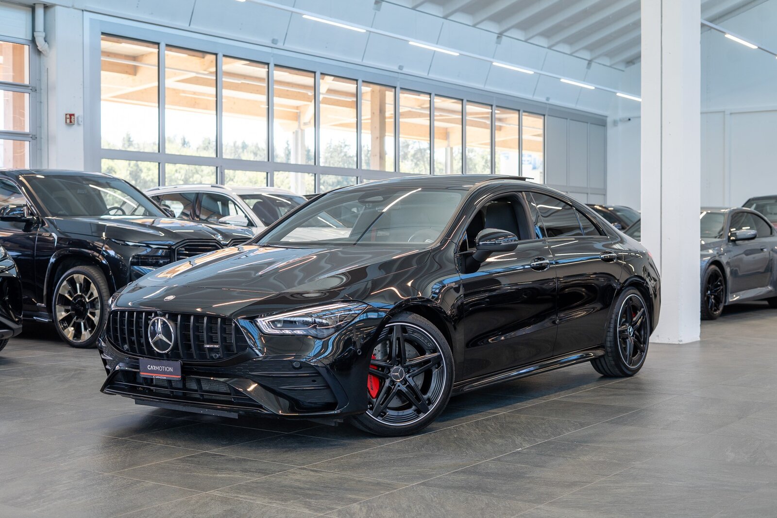 MERCEDES-BENZ CLA 35 AMG 4matic / Panorama-Schiebedach / Performance Ausp, Essence, Occasion / Utilisé, Automatique - 2
