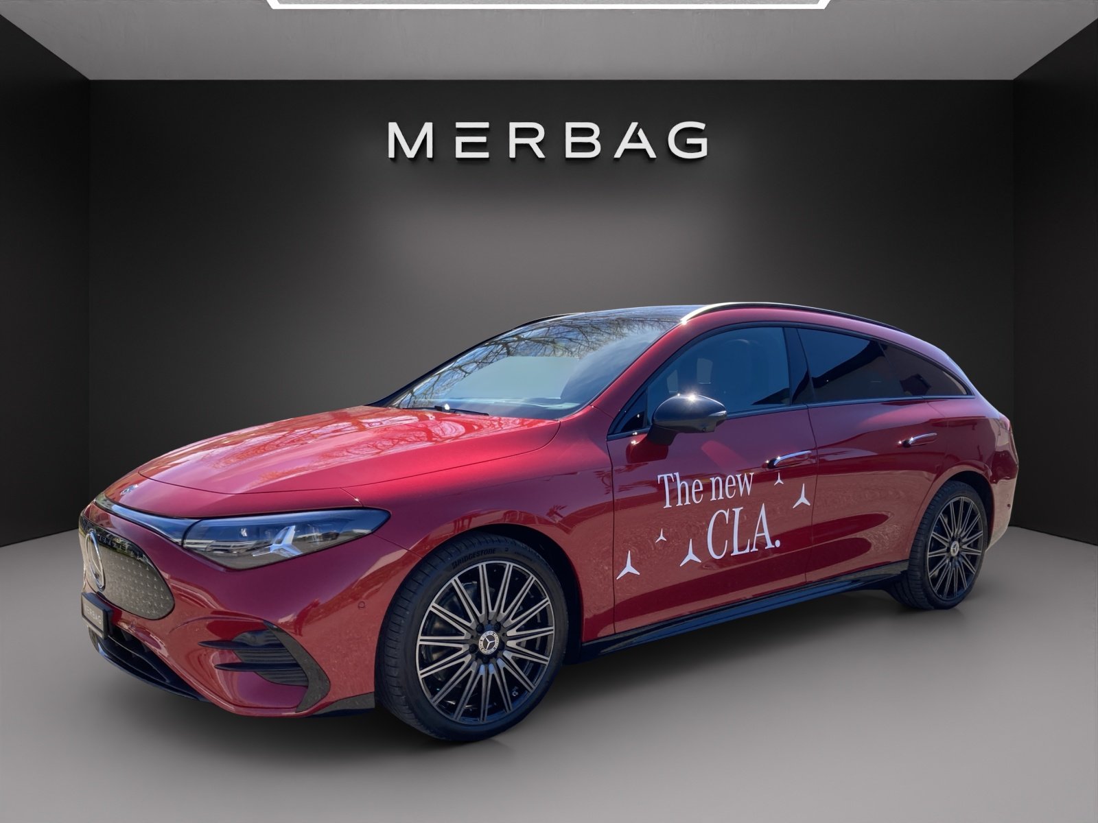 MERCEDES-BENZ CLA 350 4MATIC Shooting Brake with EQ Technolo