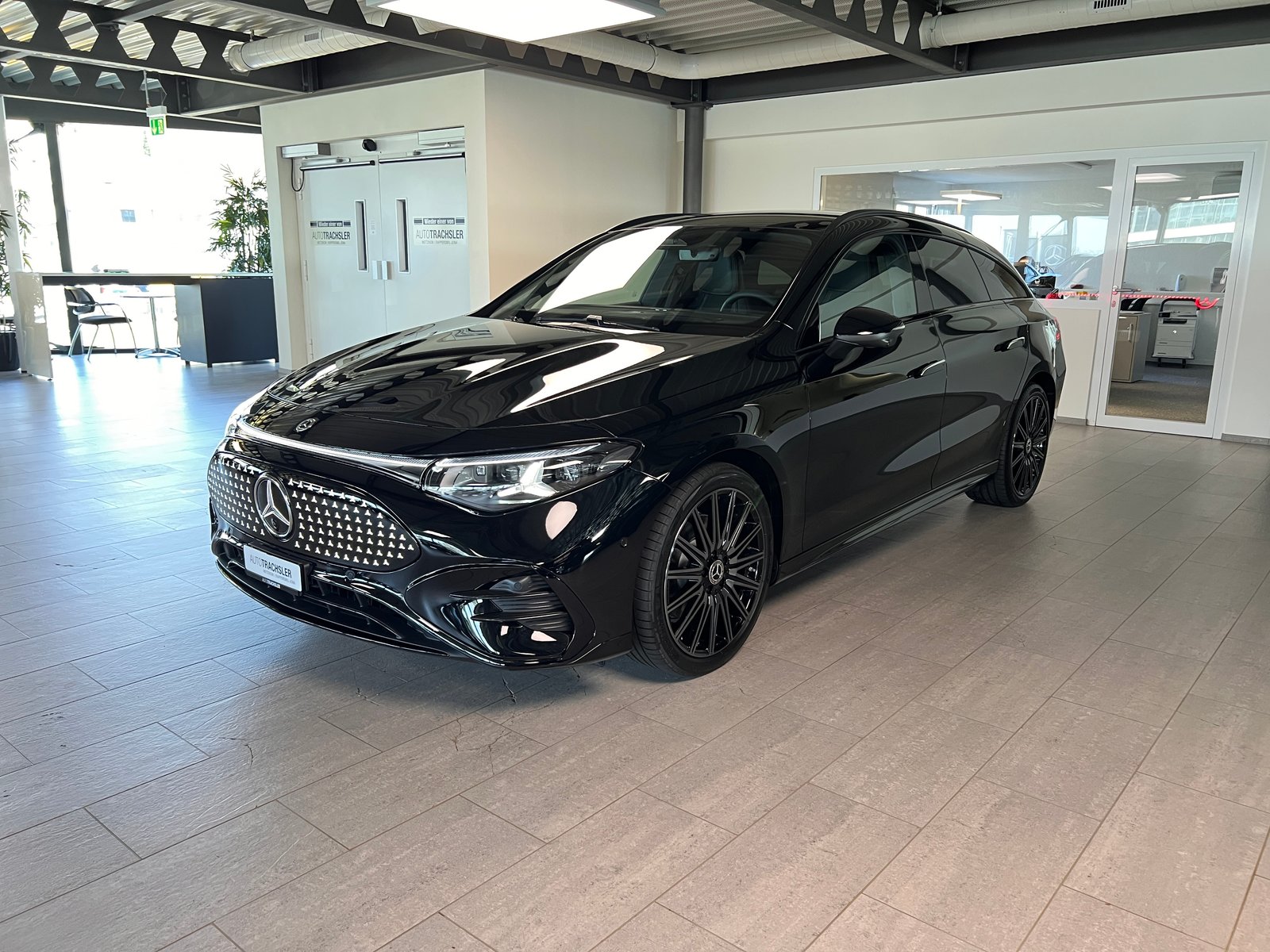 MERCEDES-BENZ CLA Shooting Brake 350 4Matic 85 kWh EQ, Électrique, Voiture nouvelle, Automatique - 4