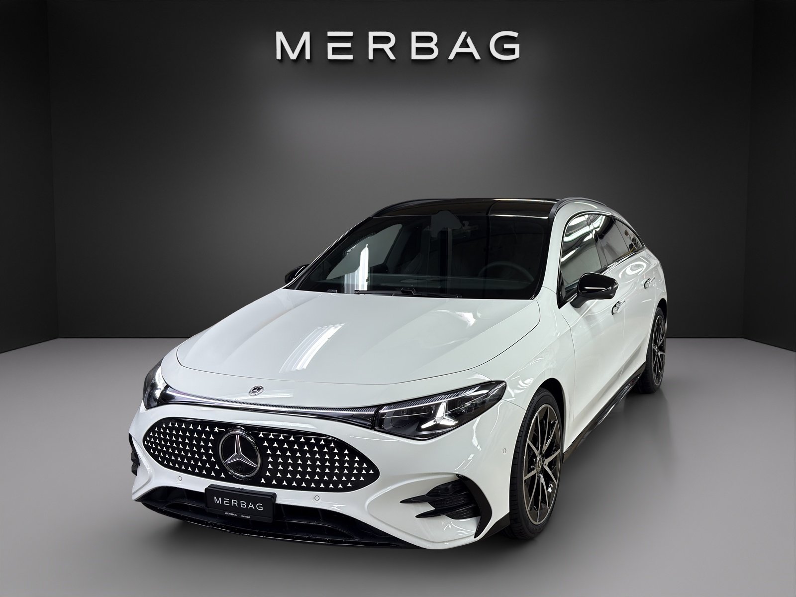 MERCEDES-BENZ CLA 350 4MATIC Shooting Brake with EQ Technolo