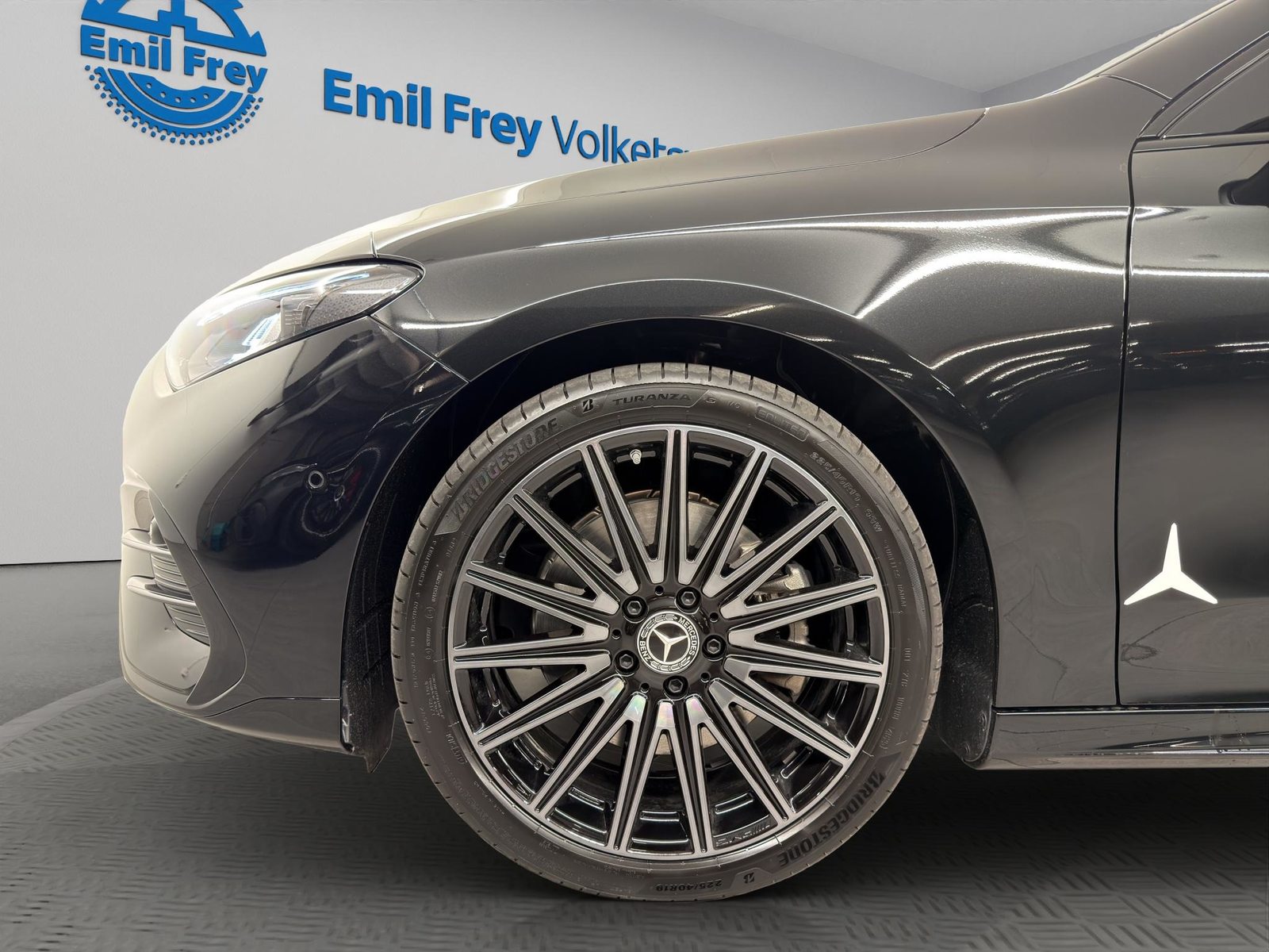 MERCEDES-BENZ CLA 350 4matic Shooting Brake with EQ Technologie, Elettrica, Auto dimostrativa, Automatico - 3