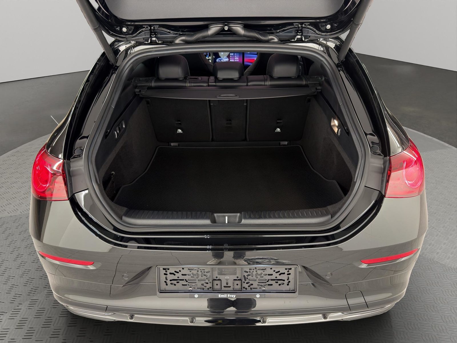 MERCEDES-BENZ CLA 350 4matic Shooting Brake with EQ Technologie, Elettrica, Auto dimostrativa, Automatico - 6