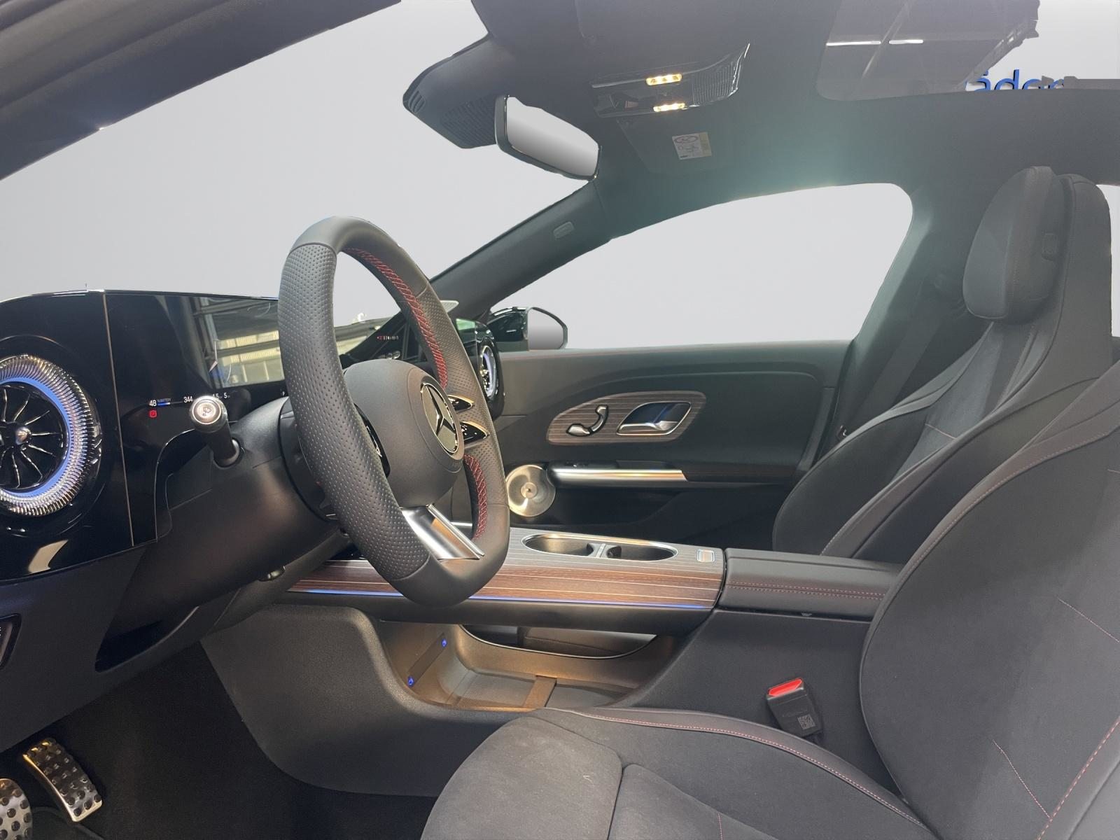 MERCEDES-BENZ CLA 350 4MATIC AMG Line, Electric, New car, Automatic - 4