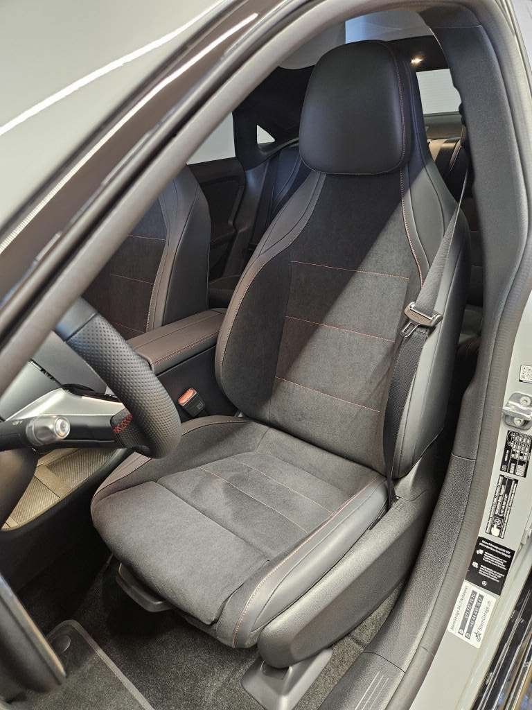 MERCEDES-BENZ CLA 350 4Matic AMG Line with EQ Technology, Electric, New car, Automatic - 6