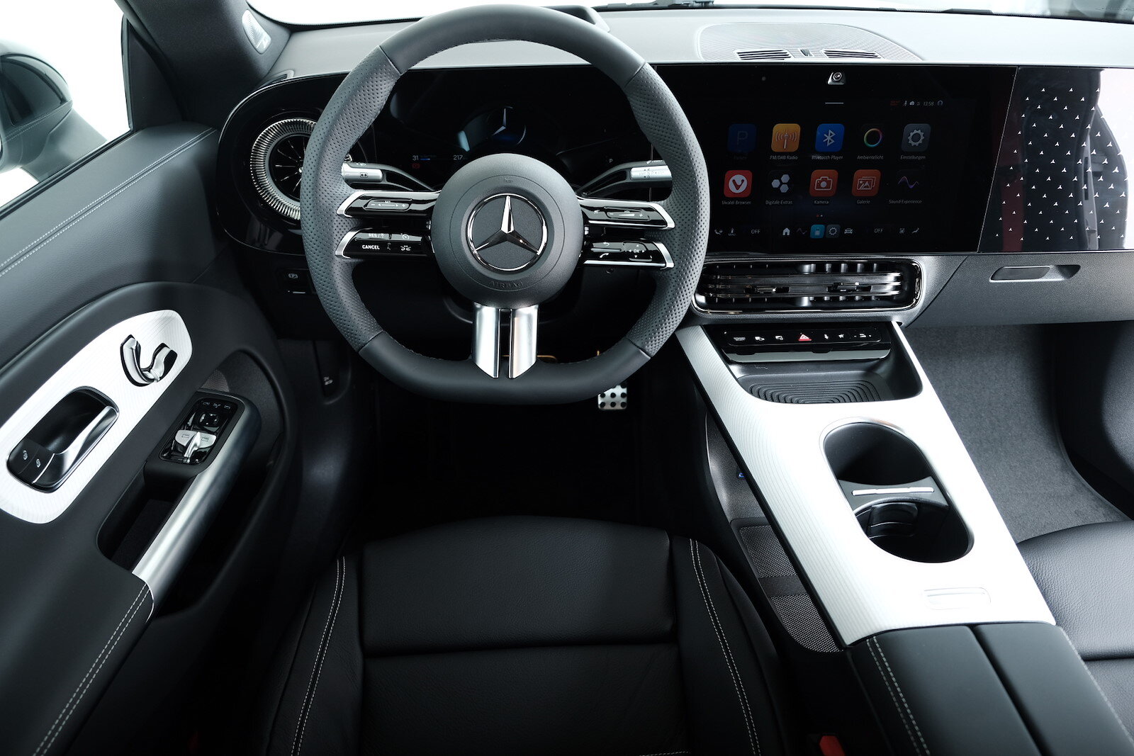 MERCEDES-BENZ CLA 350 AMG Line 4matic C174, Électrique, Voiture nouvelle, Automatique - 6