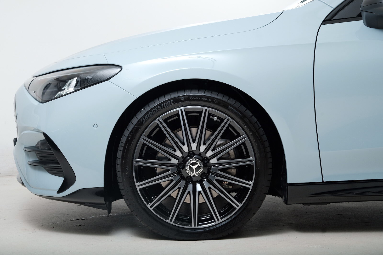 MERCEDES-BENZ CLA 350 AMG Line 4matic C174, Électrique, Voiture nouvelle, Automatique - 3