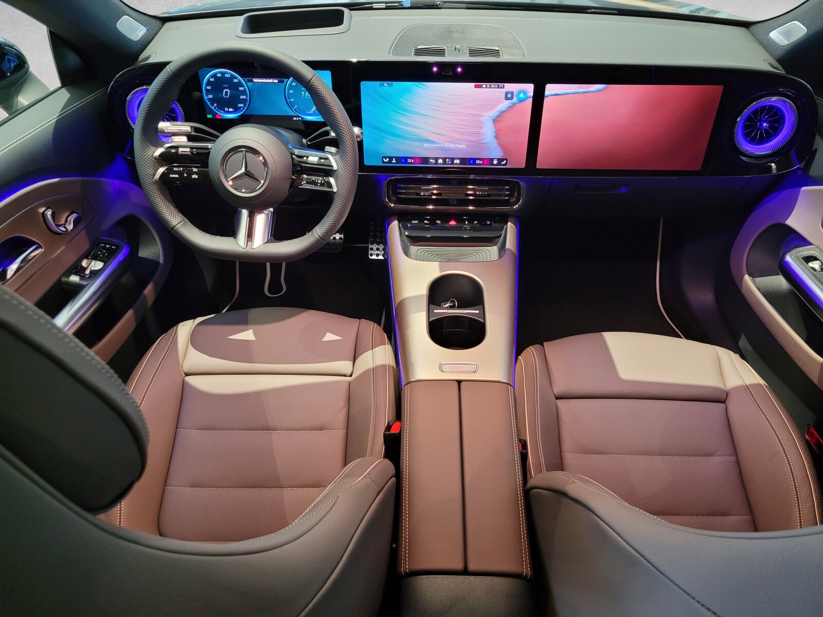 MERCEDES-BENZ CLA 350 AMG 4M EQ C174, Elektro, Neuwagen, Automatik - 4