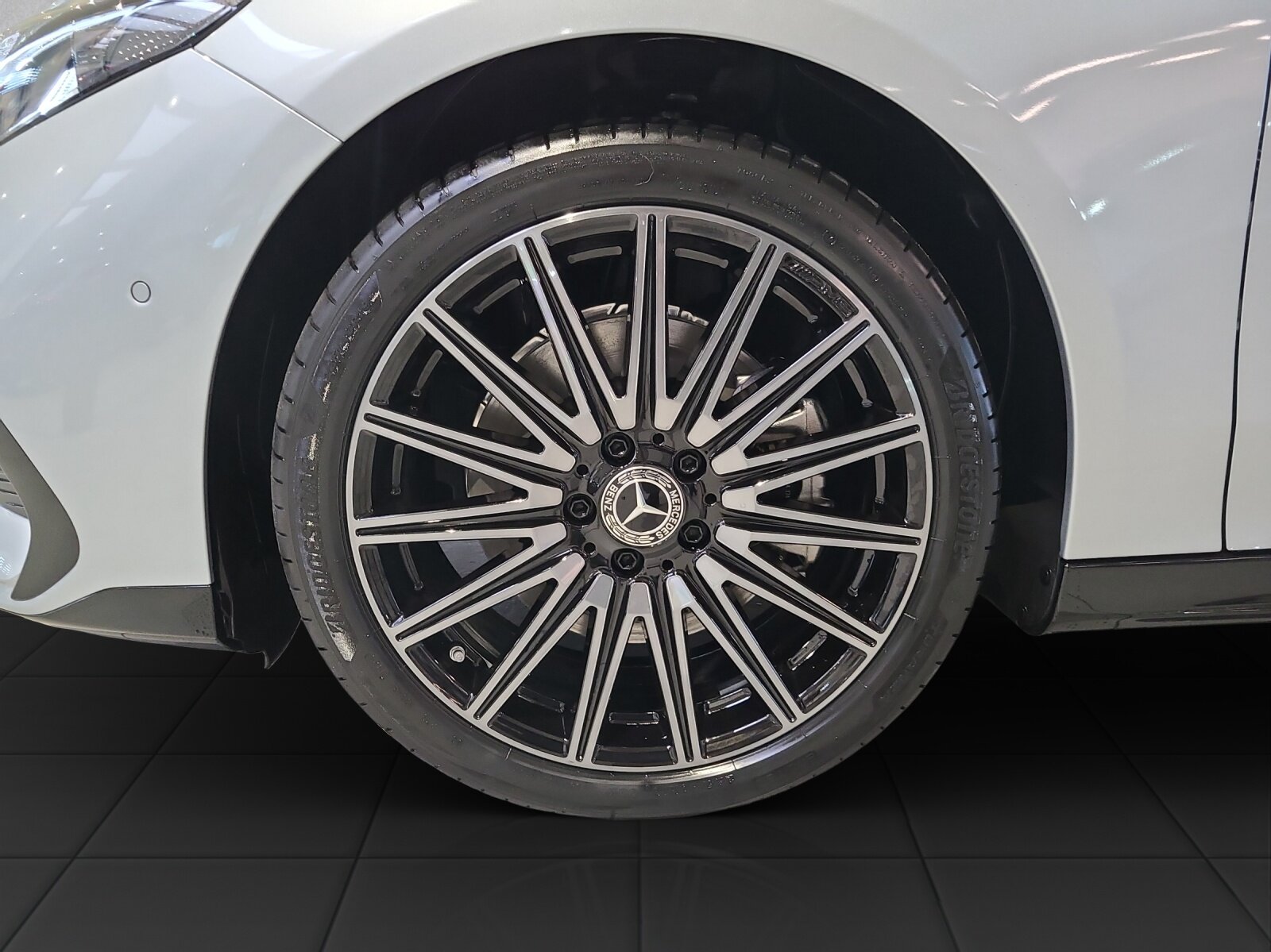 MERCEDES-BENZ CLA 350 AMG Line 4M C174, Elektro, Neuwagen, Automatik - 2