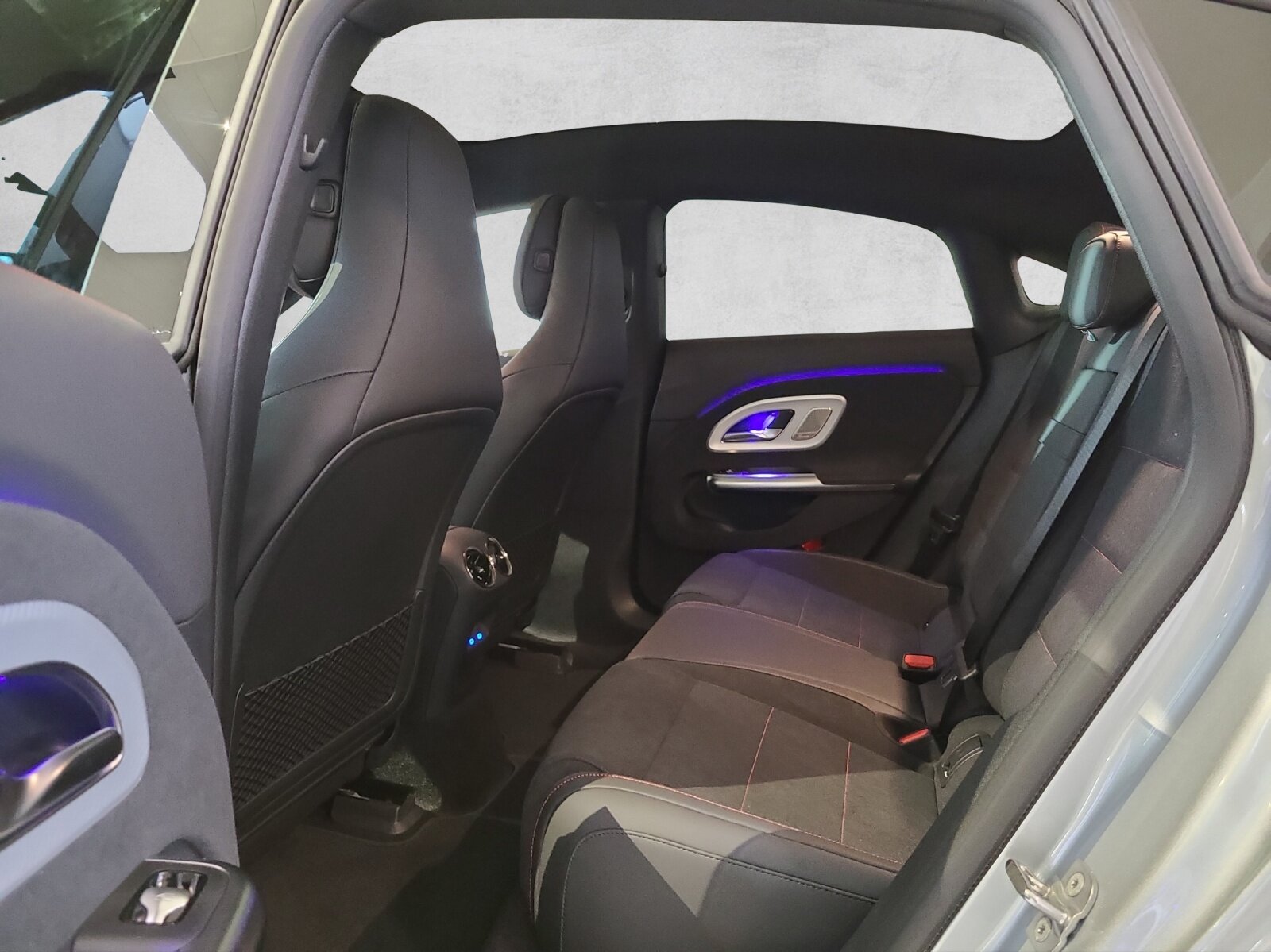 MERCEDES-BENZ CLA 350 AMG Line 4M C174, Elektro, Neuwagen, Automatik - 3