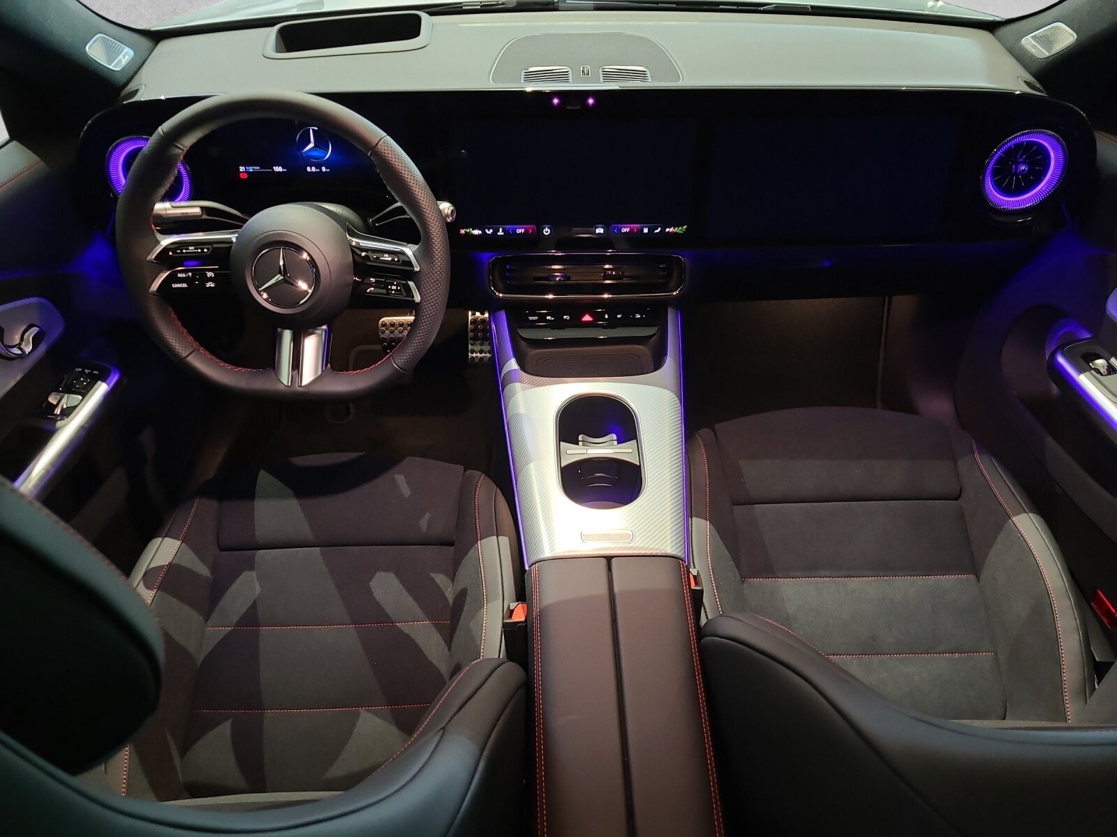 MERCEDES-BENZ CLA 350 AMG Line 4M C174, Elektro, Neuwagen, Automatik - 4