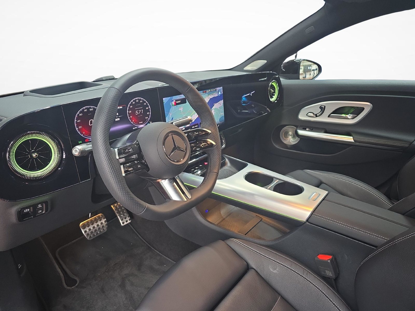 MERCEDES-BENZ CLA 350 4MATIC EQ Technology AMG Line, Electric, Second hand / Used, Automatic - 5