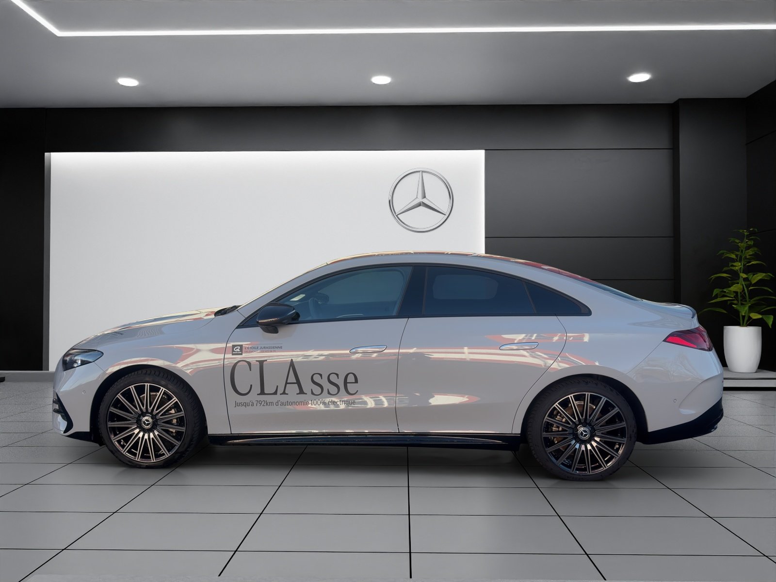 MERCEDES-BENZ CLA 350+ 85 kWh EQ, Elektro, Vorführwagen, Automatik - 4
