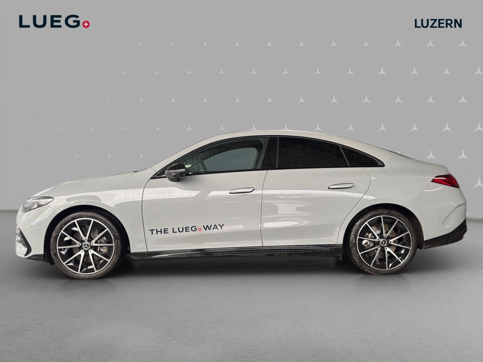 MERCEDES-BENZ CLA 350 4 Matic 85 kWh EQ, Elektro, Vorführwagen, Automatik - 2