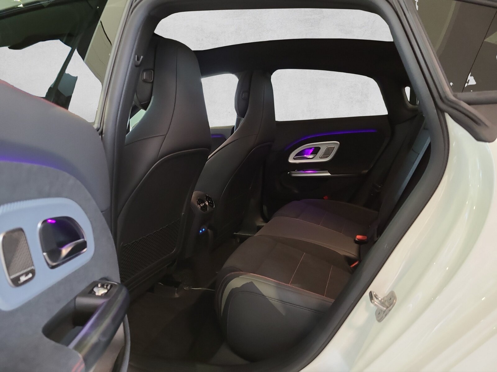 MERCEDES-BENZ CLA 350 AMG 4M EQ C174, Elektro, Vorführwagen, Automatik - 3