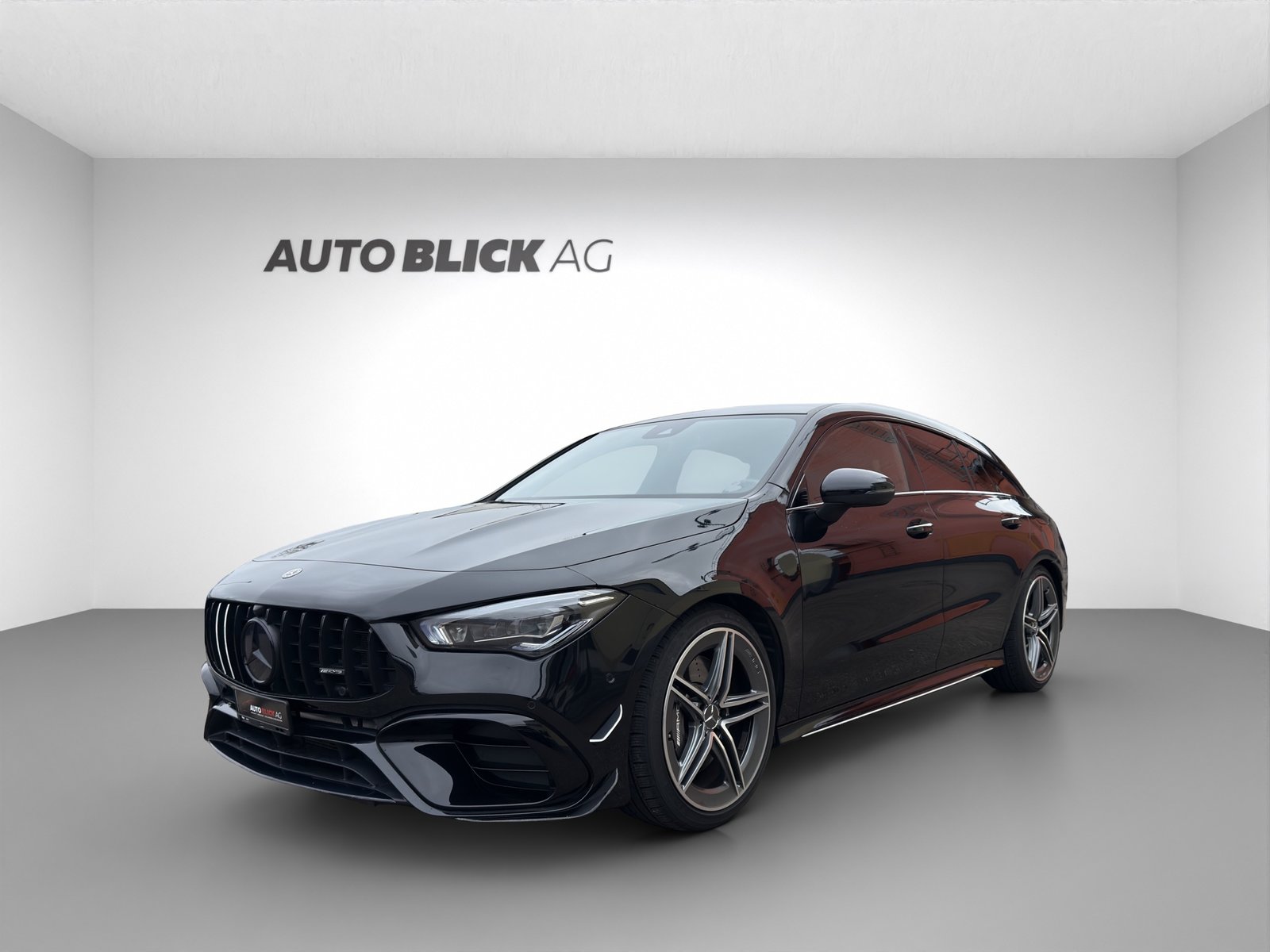 MERCEDES-BENZ CLA Shooting Brake 45 AMG 4Matic+ 8G-DCT