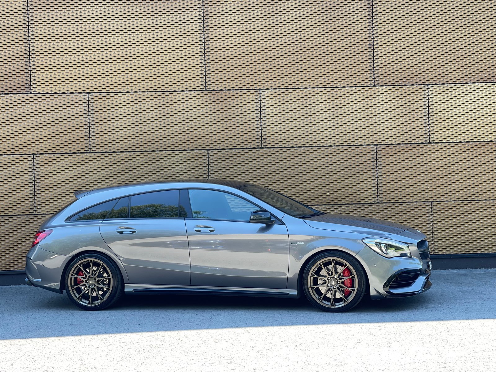 MERCEDES-BENZ CLA Shooting Brake 45 AMG 4Matic Ab MFK Service*Topausstatt, Essence, Occasion / Utilisé, Automatique - 2