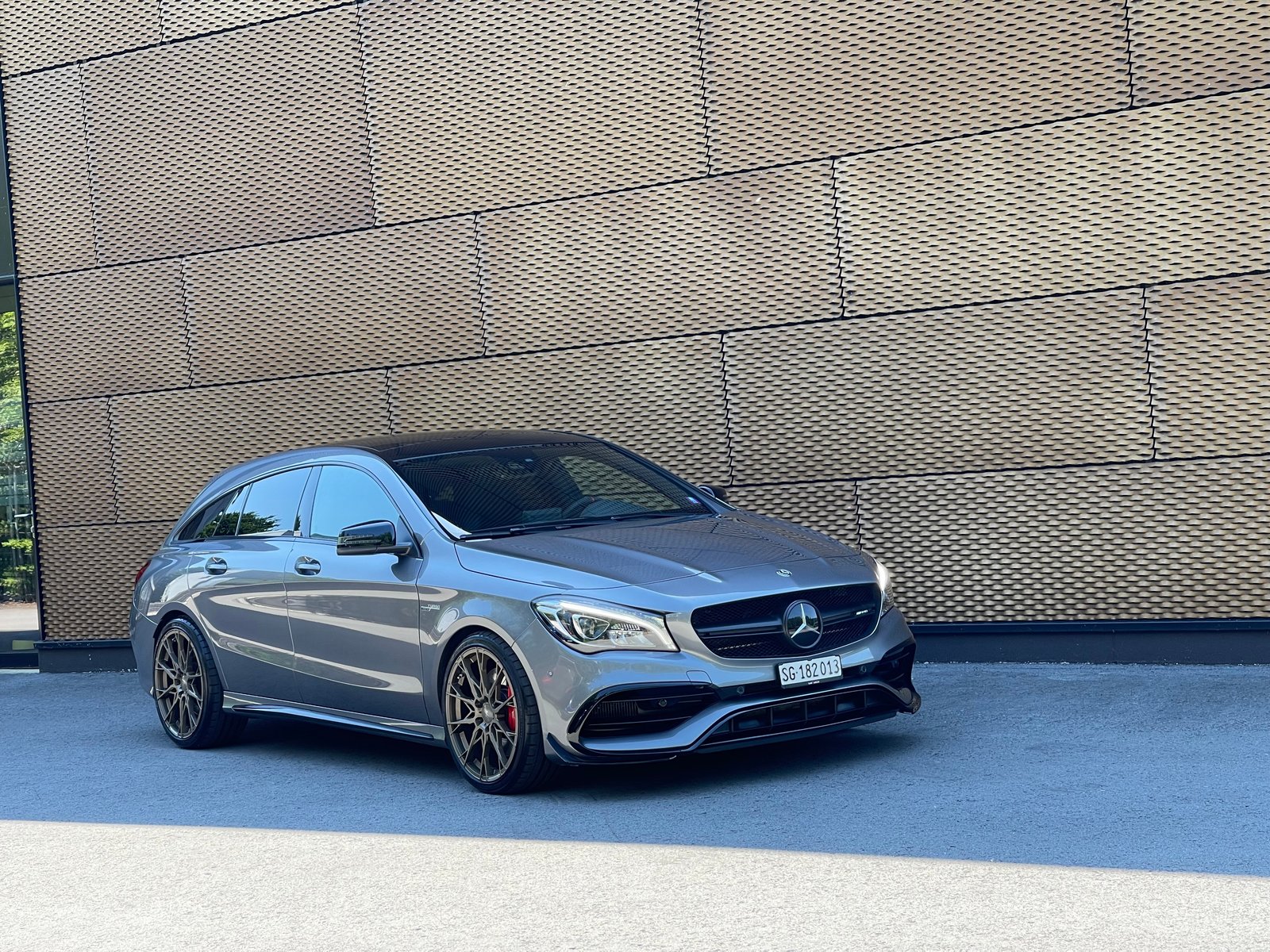 MERCEDES-BENZ CLA Shooting Brake 45 AMG 4Matic Ab MFK Service*Topausstatt, Essence, Occasion / Utilisé, Automatique - 4