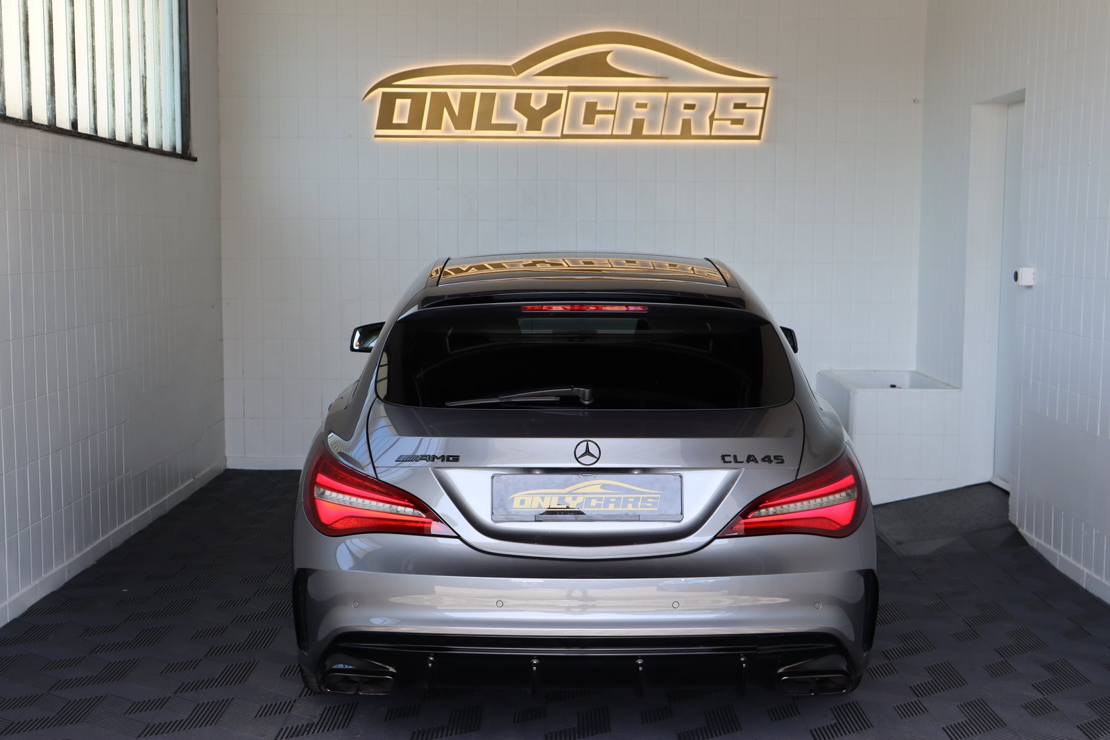 MERCEDES-BENZ CLA Shooting Brake 45 AMG 4Matic Speedshift, Benzin, Occasion / Gebraucht, Automatik - 7