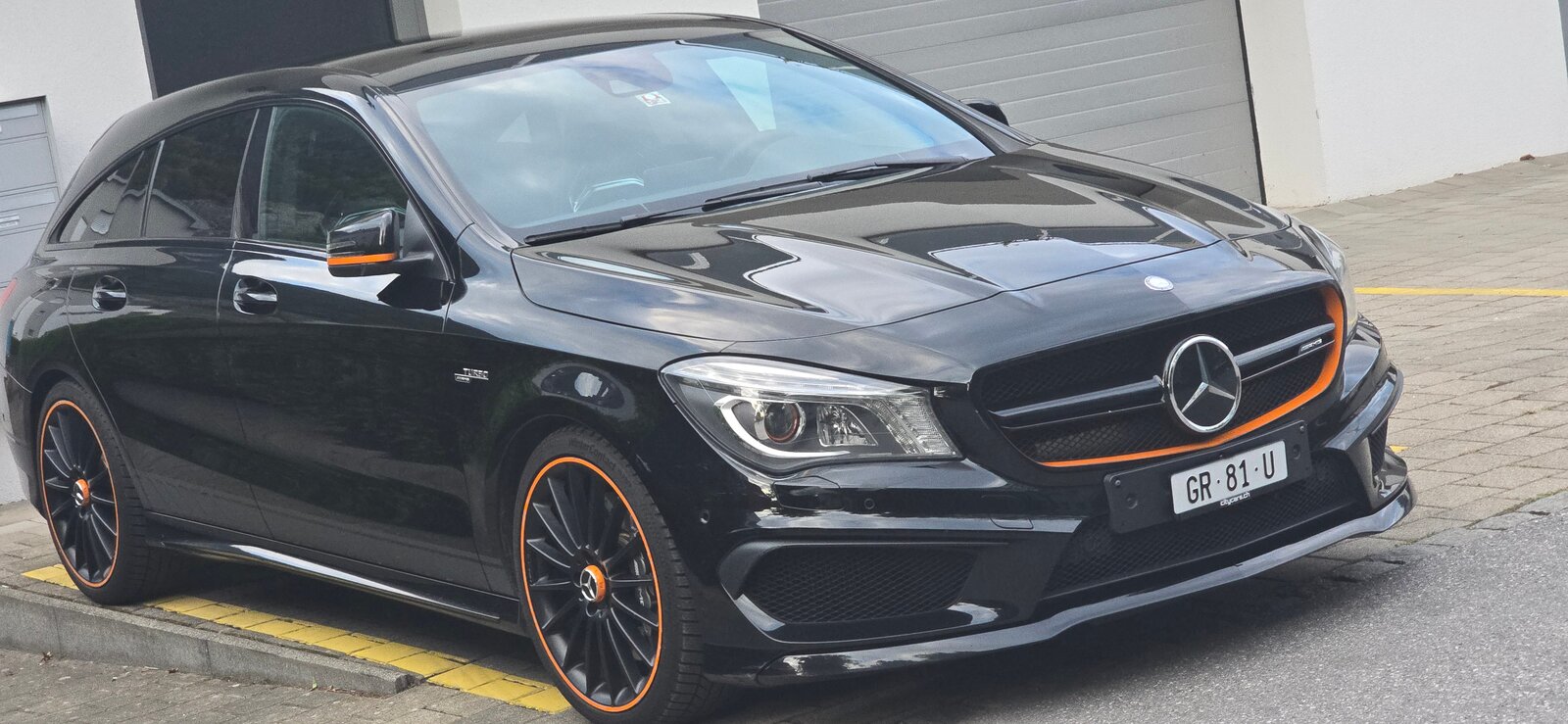 MERCEDES-BENZ CLA Shooting Brake 45 AMG 4Matic Speedshift