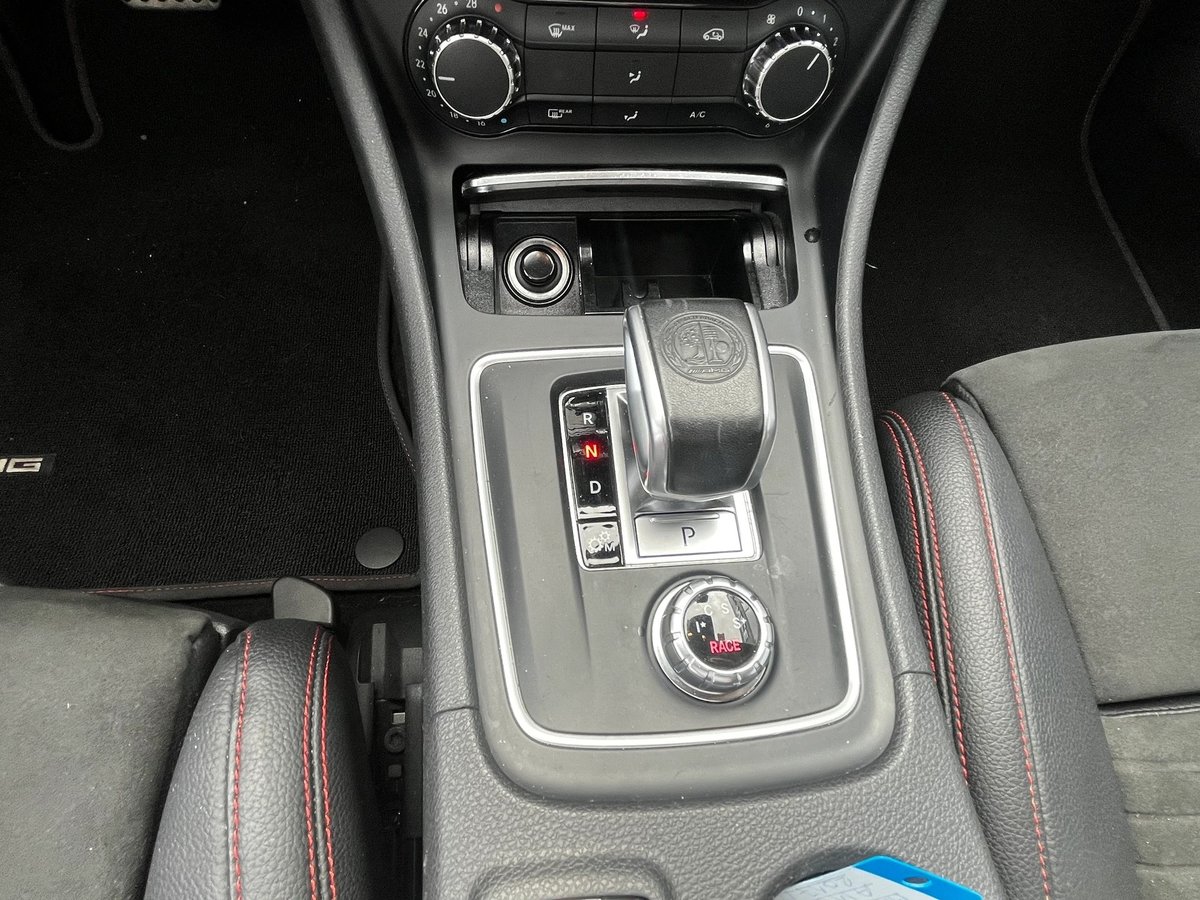 MERCEDES-BENZ CLA 45 AMG 4Matic Speedshift, Benzin, Occasion / Gebraucht, Automatik - 7