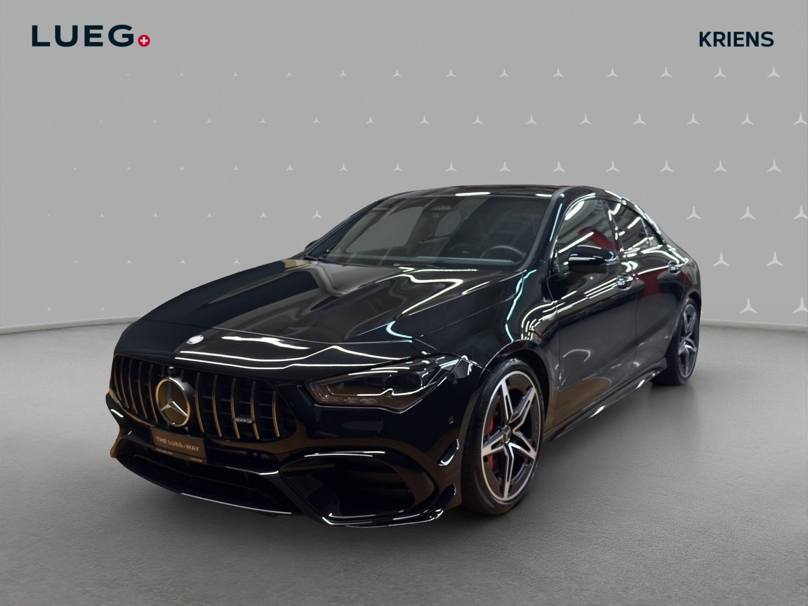 MERCEDES-BENZ CLA 45 S 4M+ - AMG / DISTRONIC / 360 Grad Kame