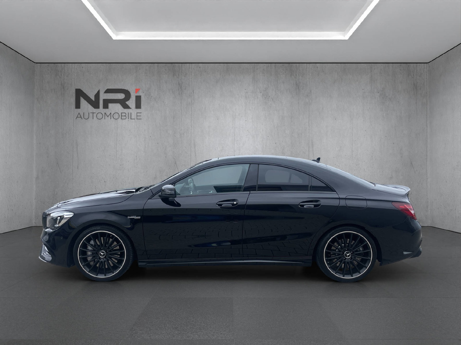 MERCEDES-BENZ CLA 45 AMG 4m, Benzin, Occasion / Gebraucht, Automatik - 4