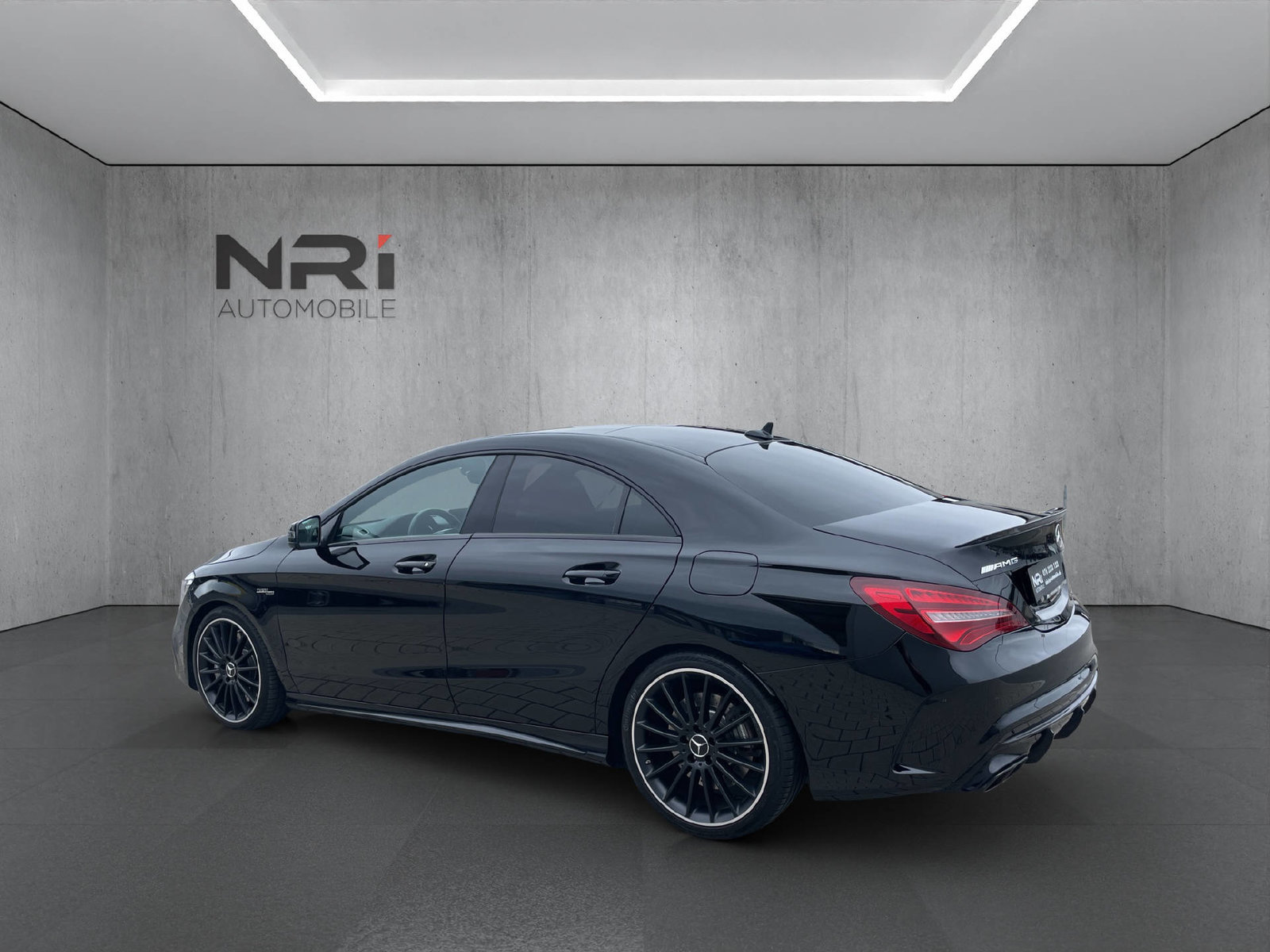 MERCEDES-BENZ CLA 45 AMG 4m, Benzin, Occasion / Gebraucht, Automatik - 6